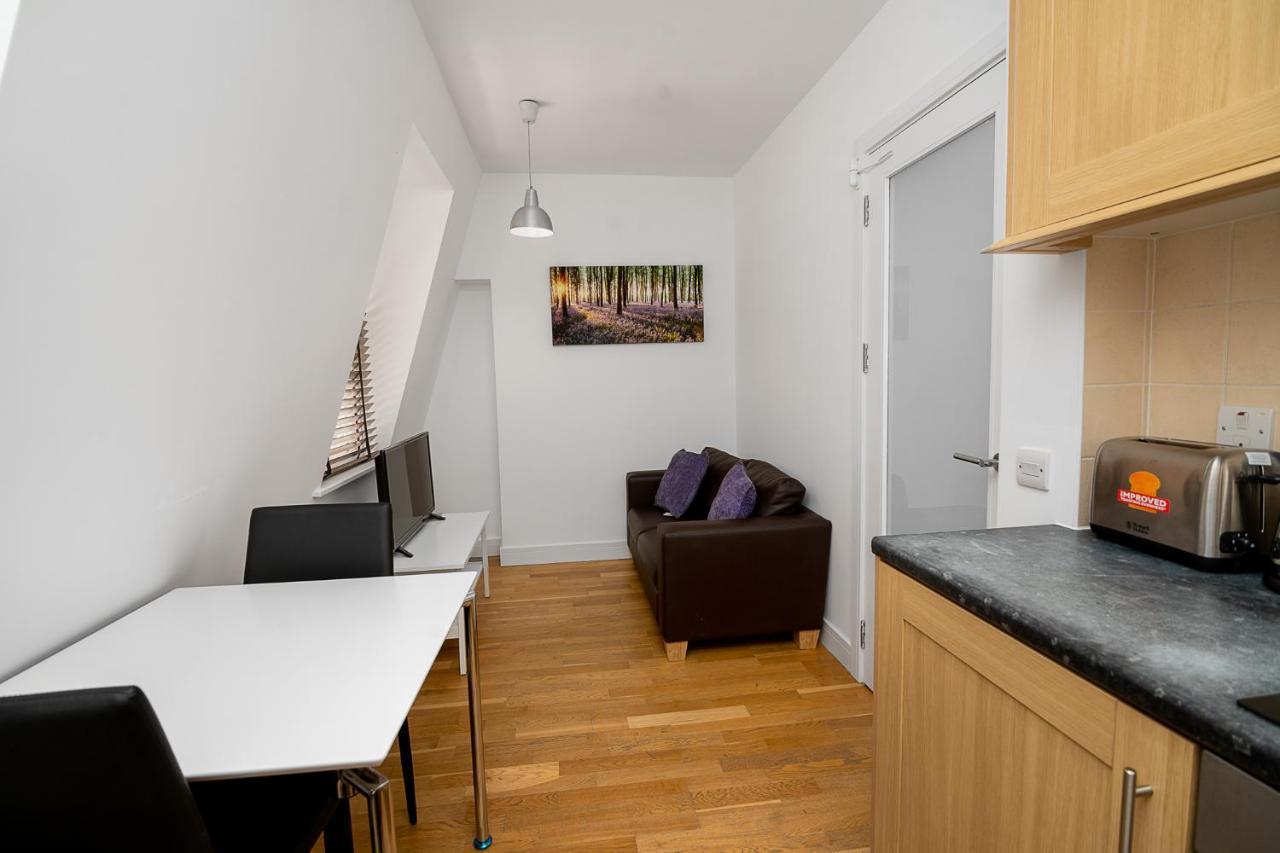 Modern 1 Bed Flat For Up To 2 People In Holborn, London With Free Wifi Lägenhet Exteriör bild